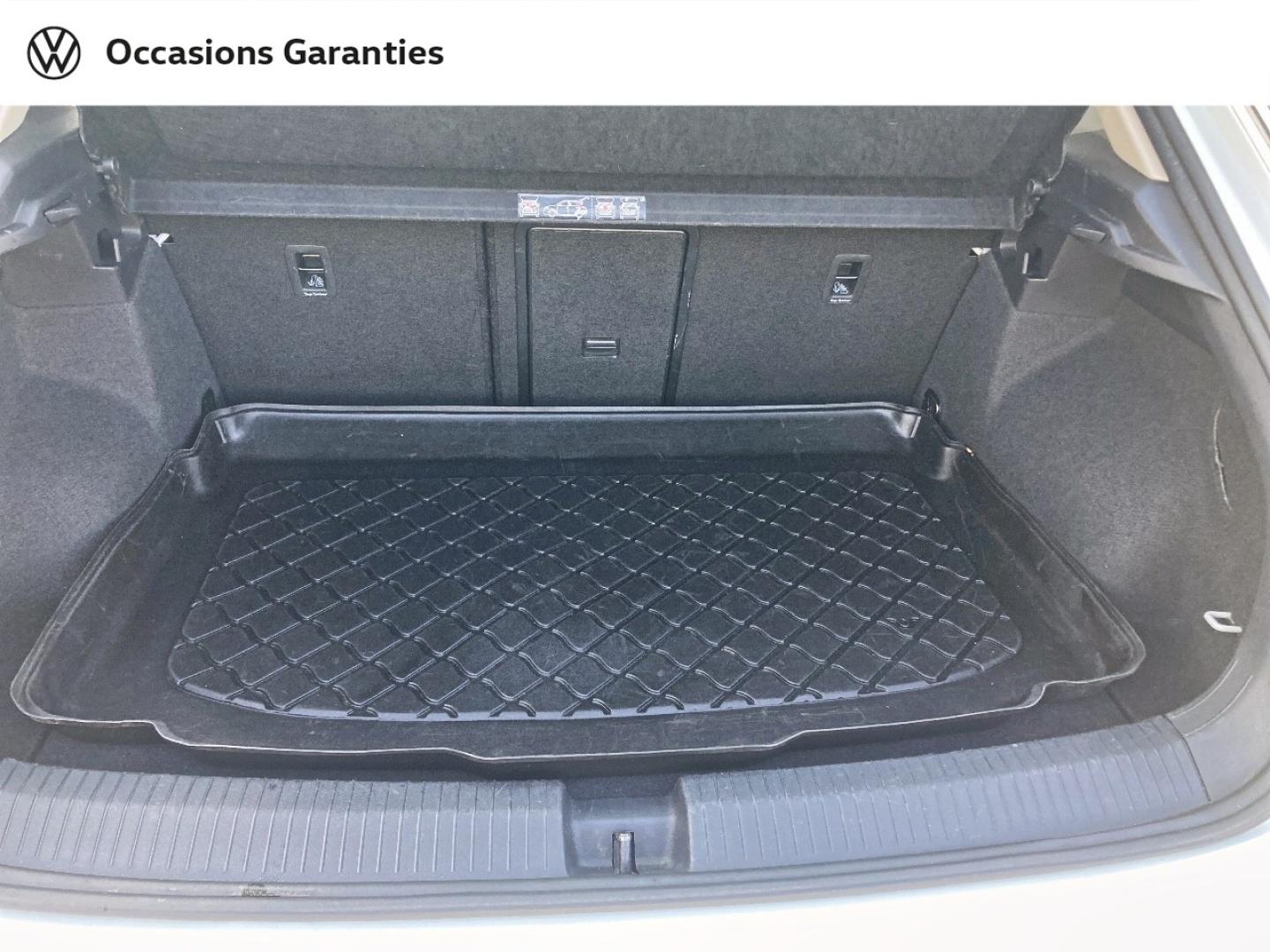 Voitures occasions VOLKSWAGEN T-ROC Carat Mozac