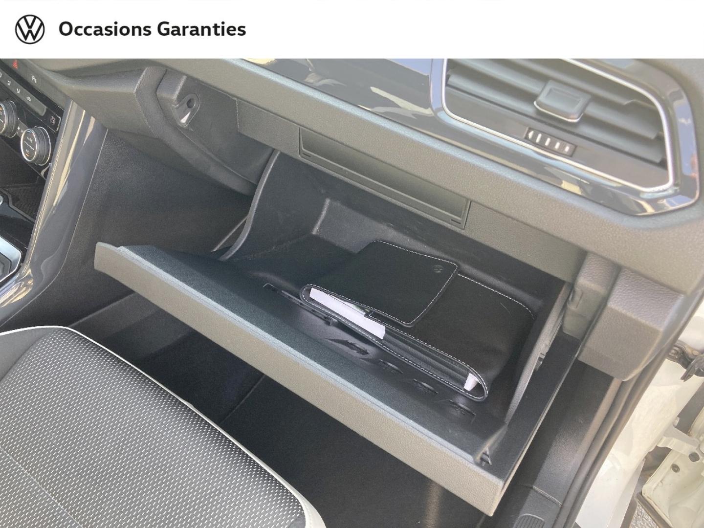 Voitures occasions VOLKSWAGEN T-ROC Carat Clermont-Ferrand