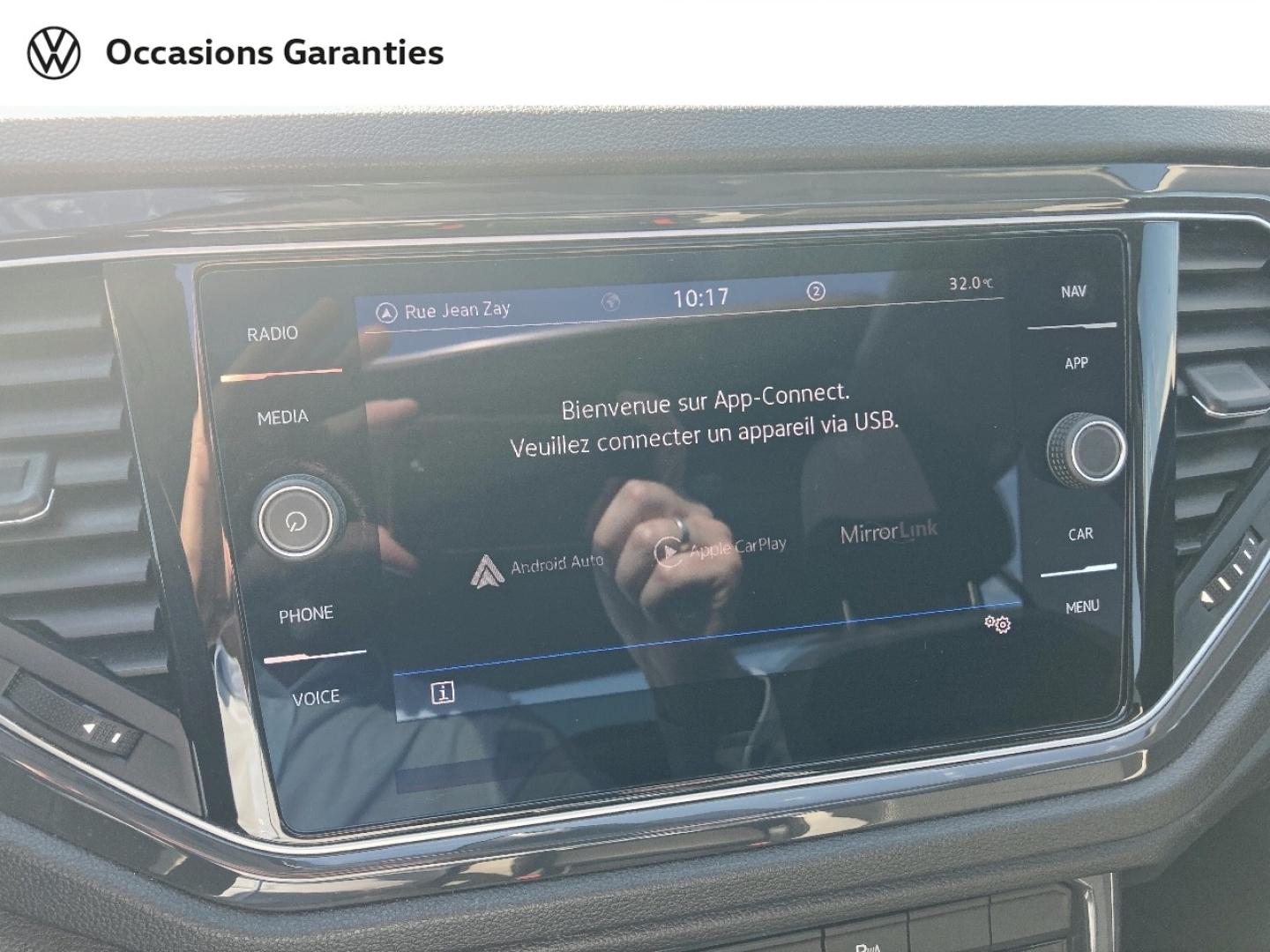 Voitures occasions VOLKSWAGEN T-ROC Carat Mozac