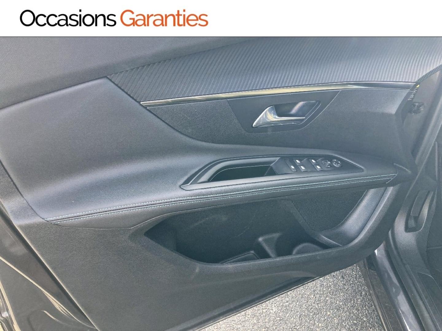 Voitures occasions PEUGEOT 5008 Allure Pack Mozac