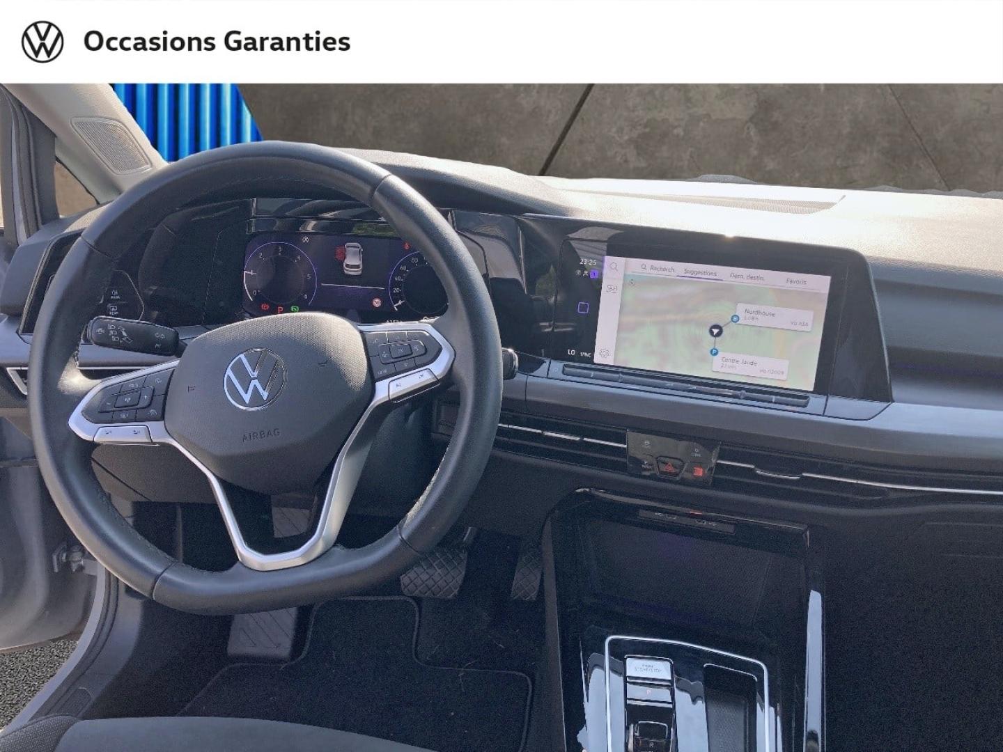 Voitures occasions VOLKSWAGEN GOLF Style Mozac