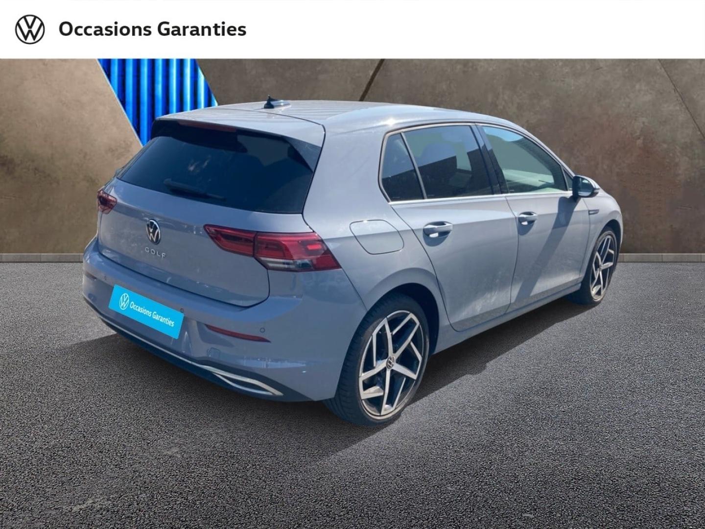 Voitures occasions VOLKSWAGEN GOLF Style Mozac