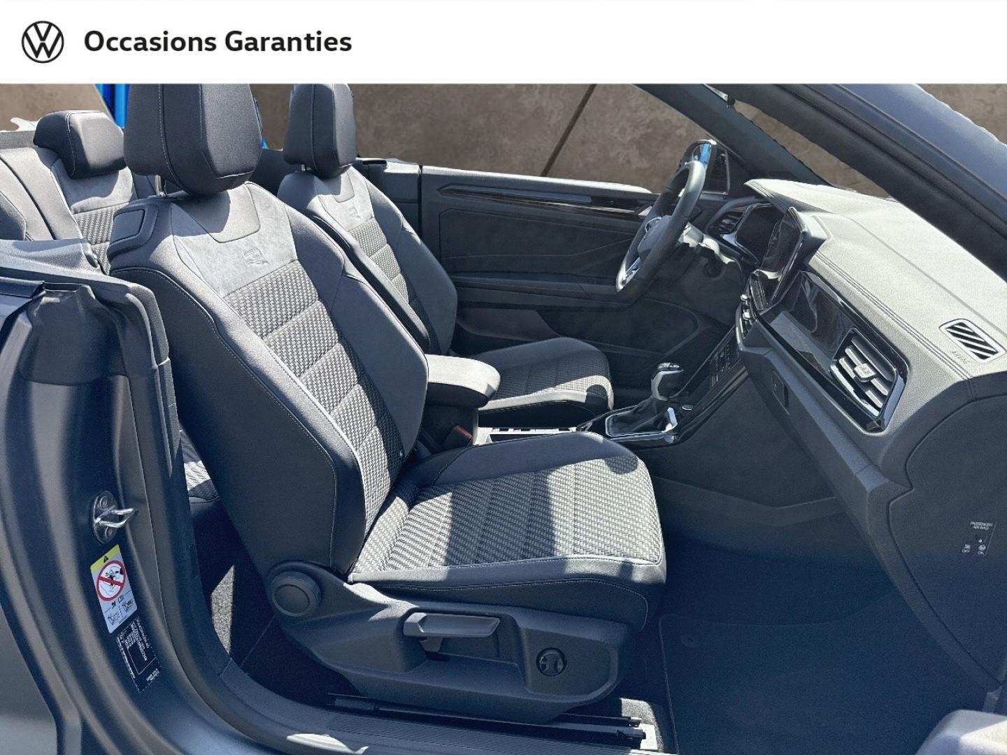 Voitures occasions VOLKSWAGEN T-Roc Cabriolet Edition Grey Mat Mozac