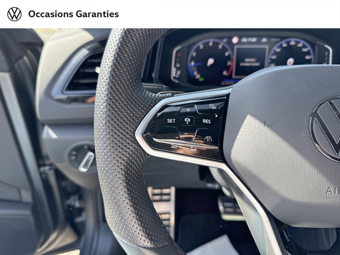 Voitures occasions VOLKSWAGEN T-Roc Cabriolet Edition Grey Mat Mozac