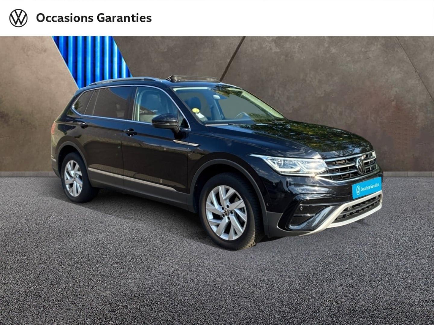 Voitures occasions VOLKSWAGEN TIGUAN ALLSPACE Elegance Exclusive Clermont-Ferrand