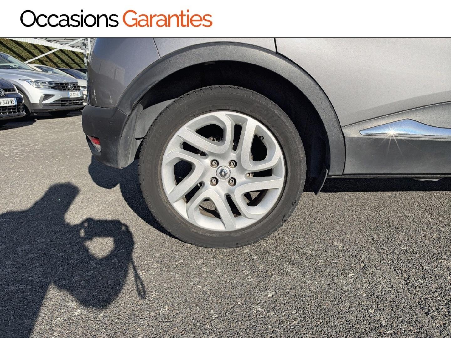 Voitures occasions RENAULT CAPTUR Cool Grey Mozac