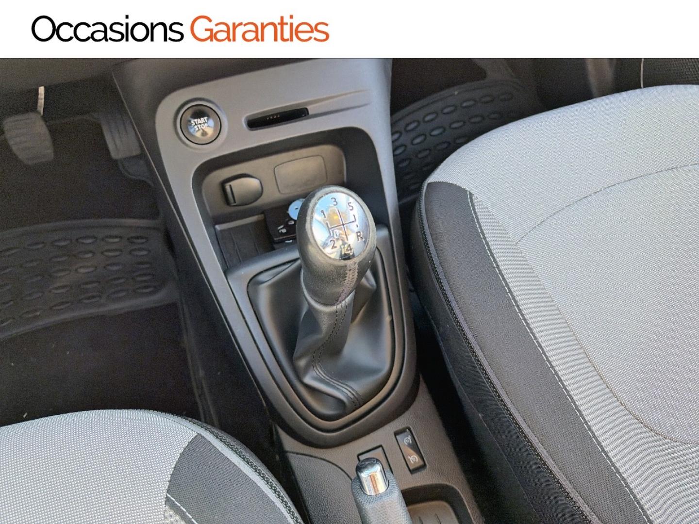 Voitures occasions RENAULT CAPTUR Cool Grey Mozac