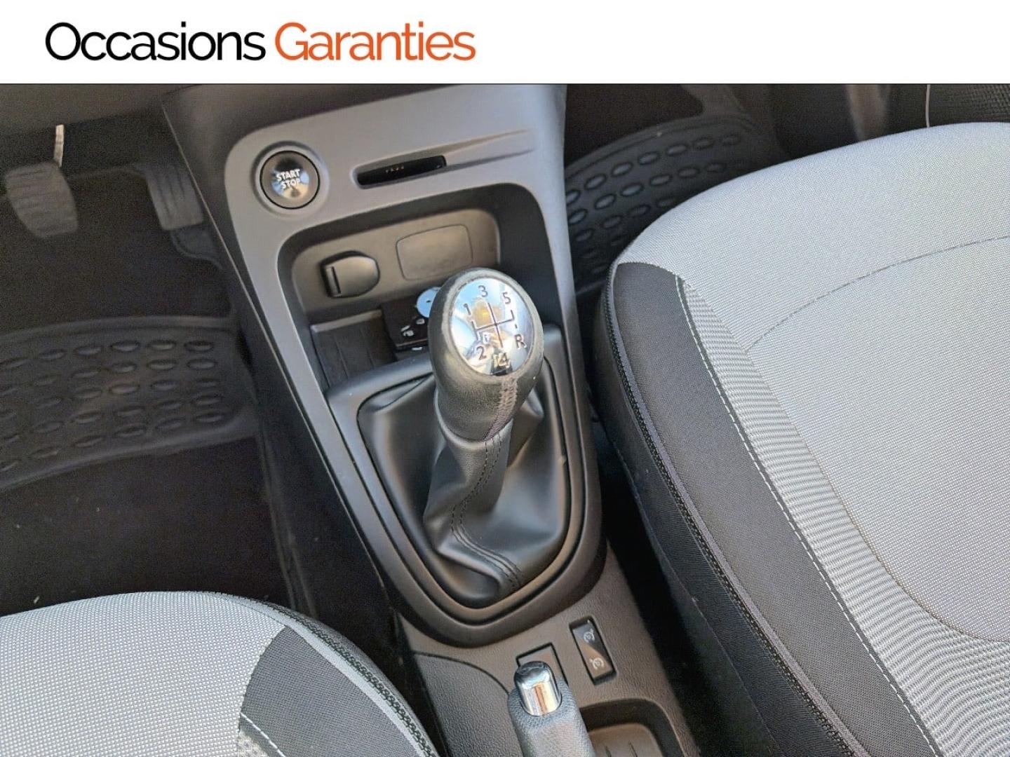 Voitures occasions RENAULT CAPTUR Cool Grey Mozac