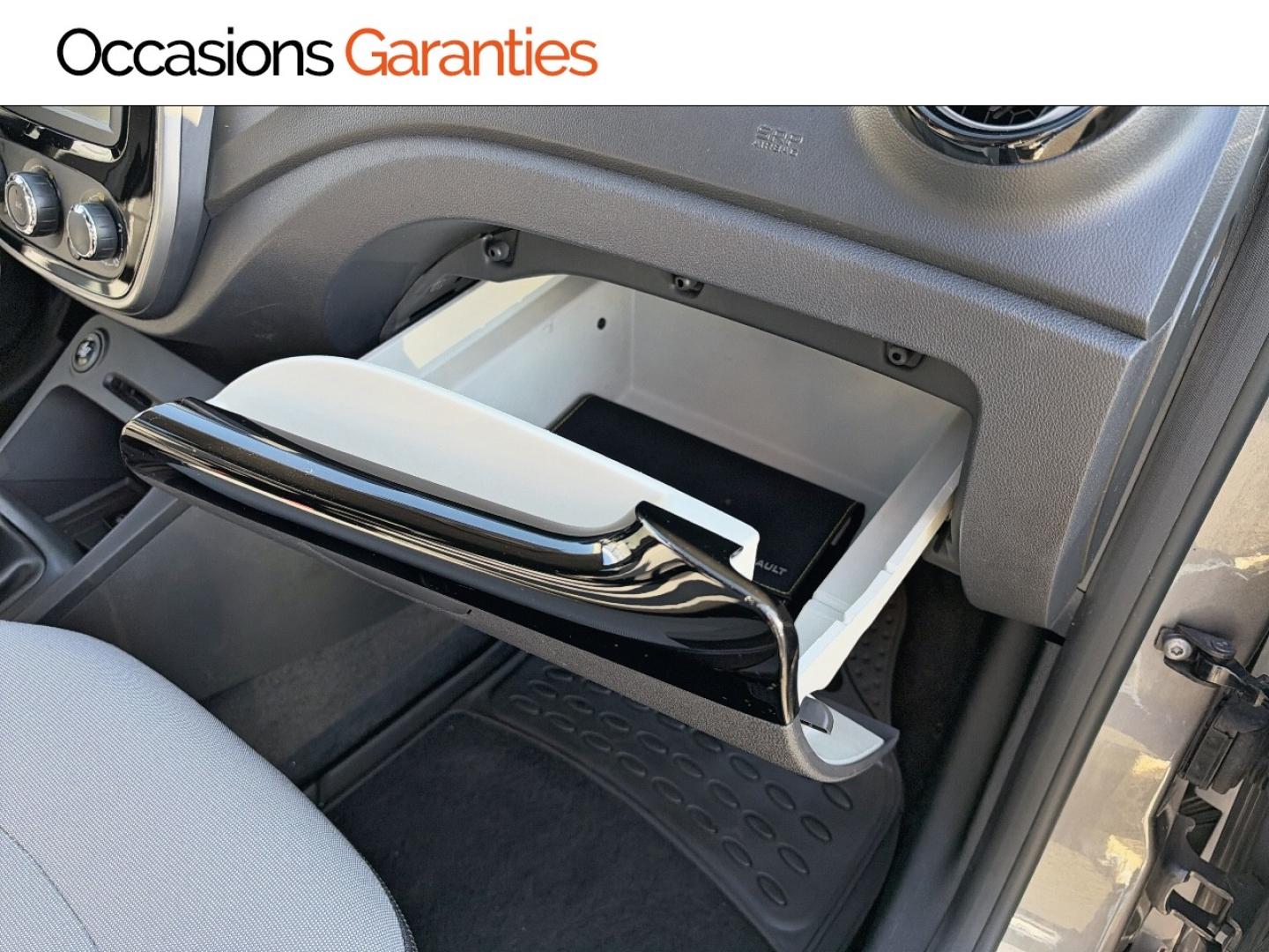 Voitures occasions RENAULT CAPTUR Cool Grey Mozac