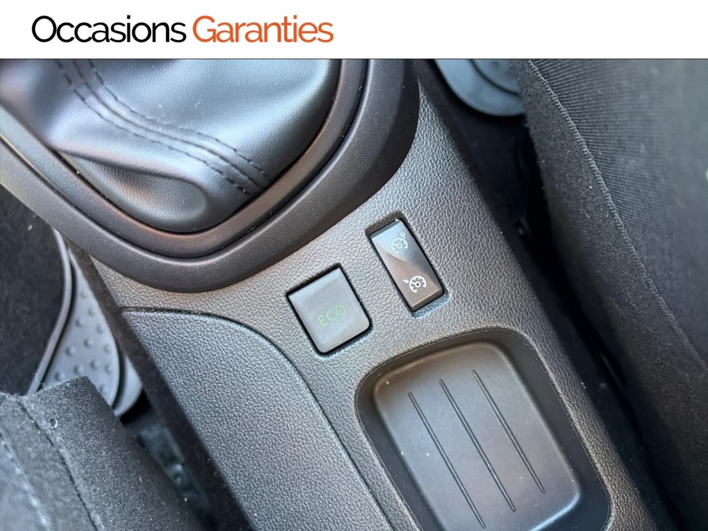 Voitures occasions RENAULT CAPTUR Cool Grey Mozac