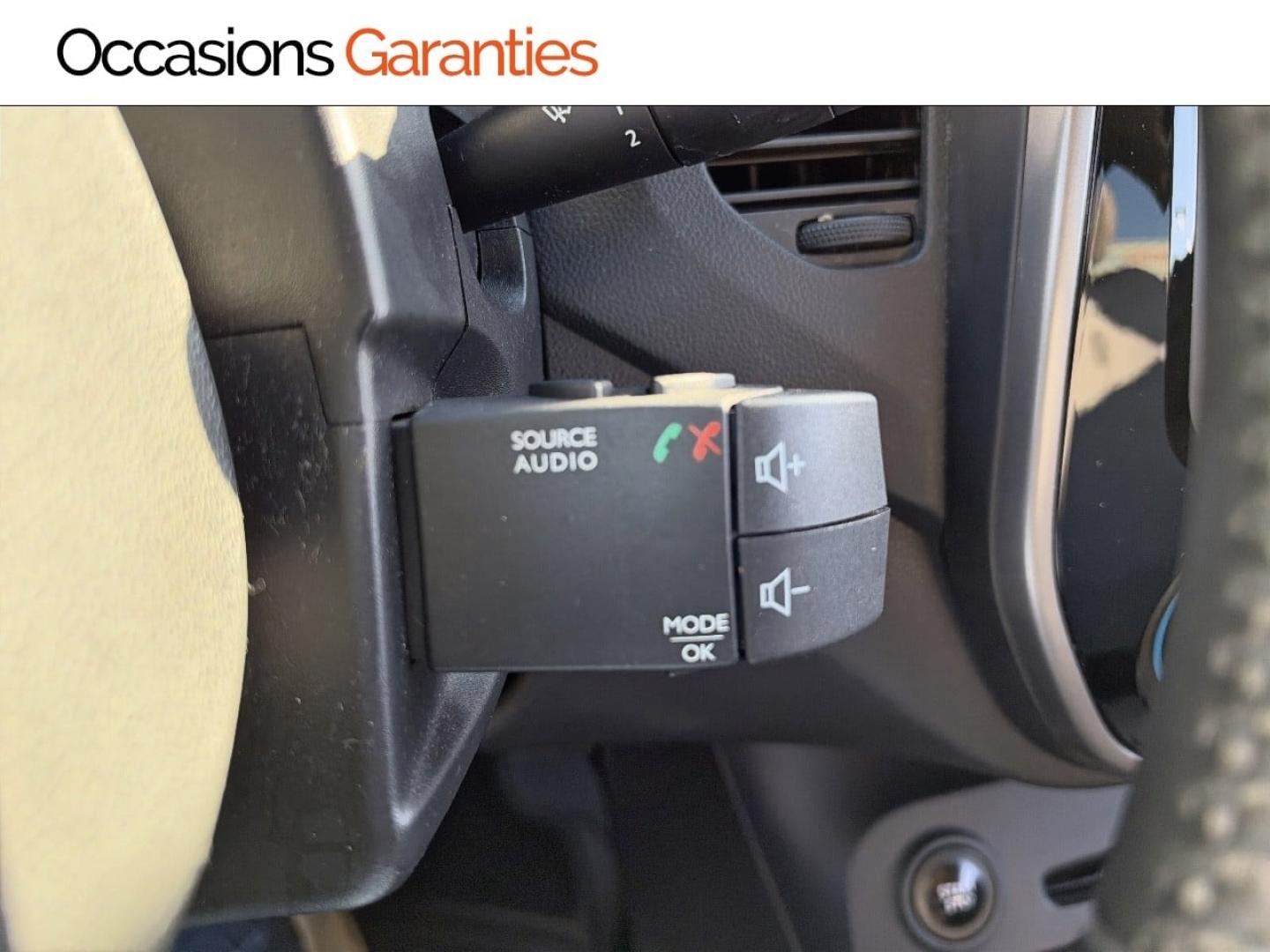 Voitures occasions RENAULT CAPTUR Cool Grey Mozac