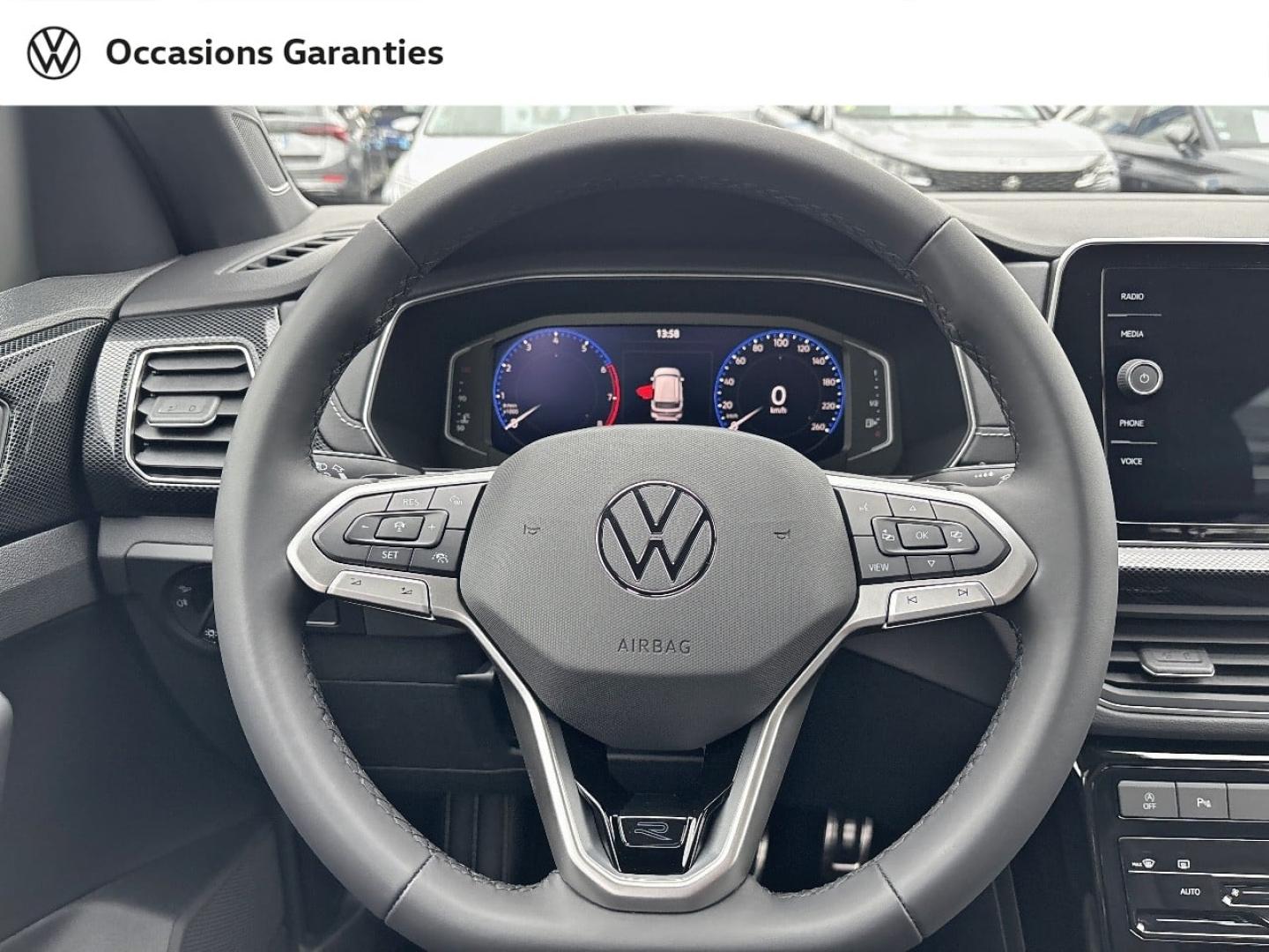 Voitures occasions VOLKSWAGEN T-CROSS R-Line Edition Clermont-Ferrand