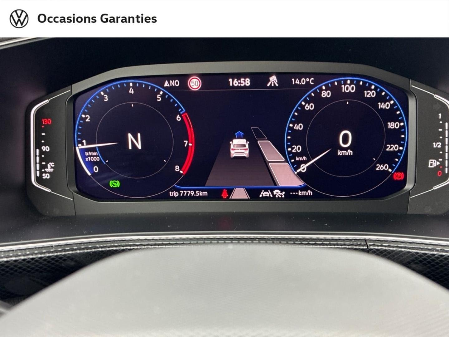 Voitures occasions VOLKSWAGEN T-CROSS R-Line Edition Clermont-Ferrand