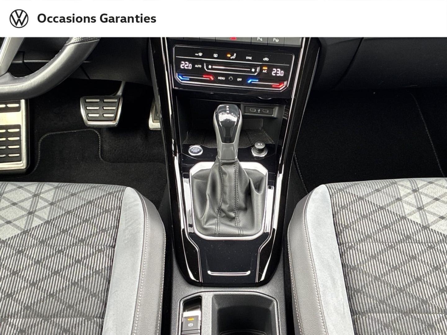 Voitures occasions VOLKSWAGEN T-ROC R-Line Mozac