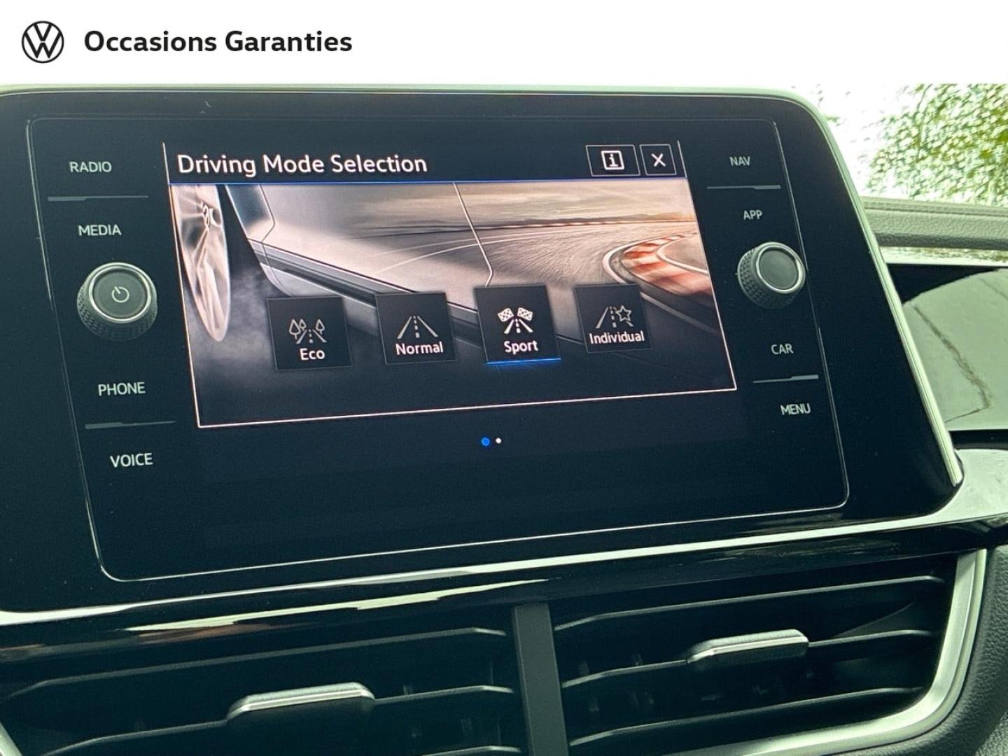 Voitures occasions VOLKSWAGEN T-ROC R-Line Mozac
