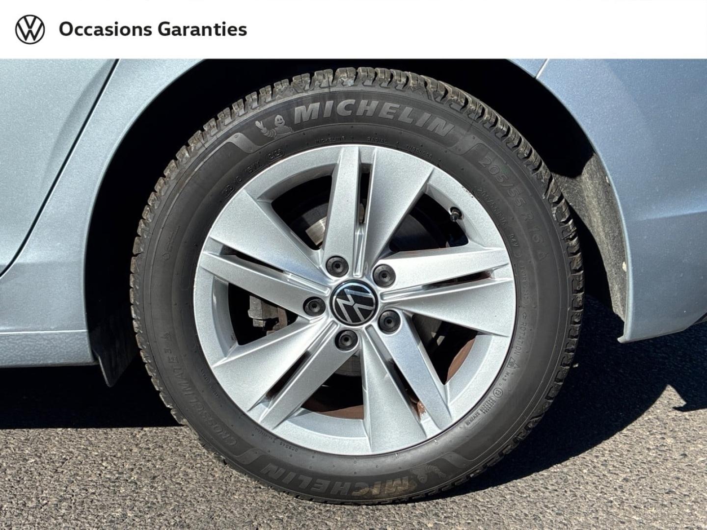 Voitures occasions VOLKSWAGEN GOLF Life Plus Mozac