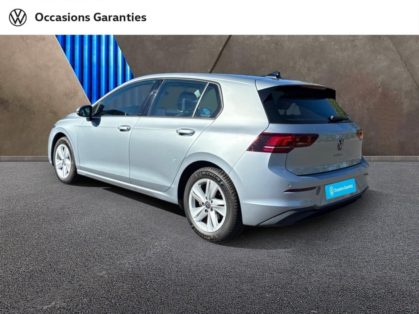 Voitures occasions VOLKSWAGEN GOLF Life Plus Mozac