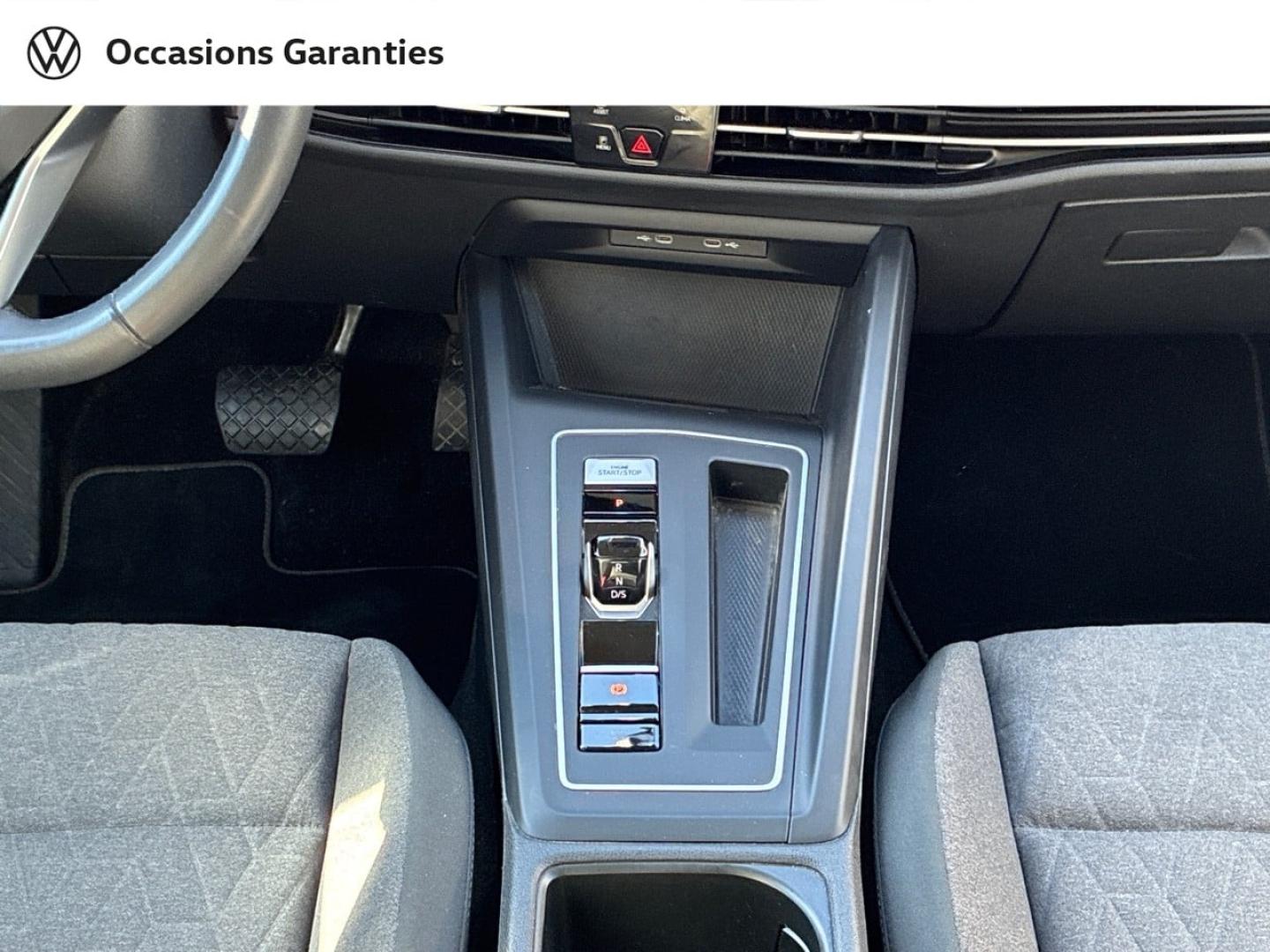 Voitures occasions VOLKSWAGEN GOLF Life Plus Mozac