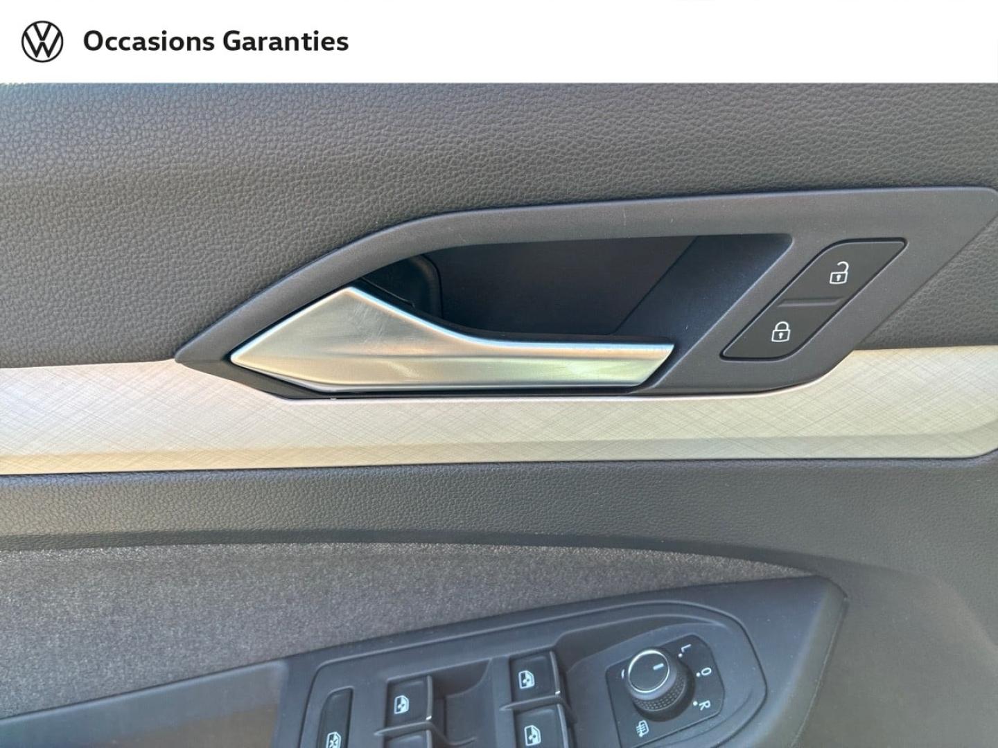 Voitures occasions VOLKSWAGEN GOLF Life Plus Mozac
