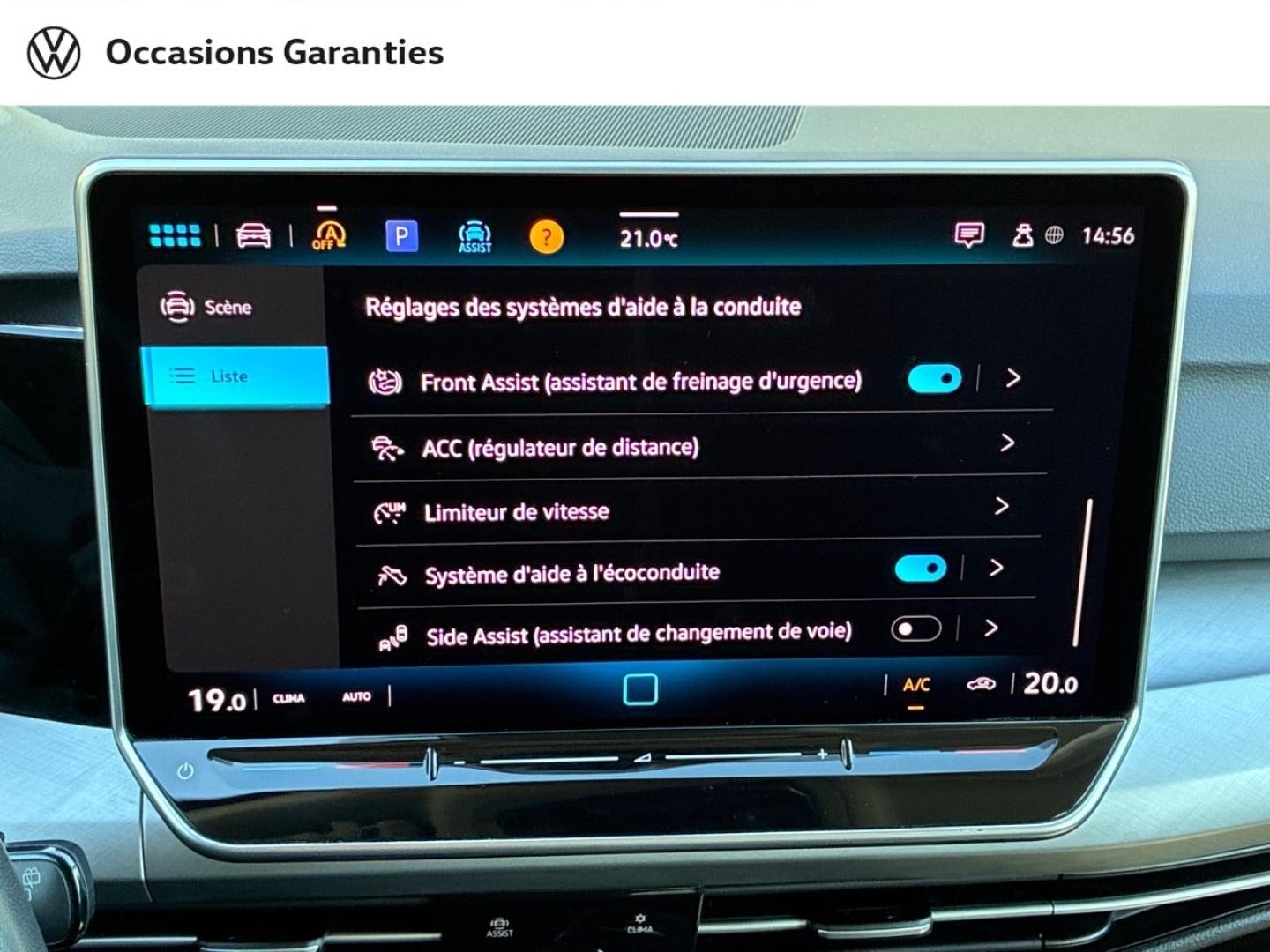Voitures occasions VOLKSWAGEN GOLF Life Plus Mozac