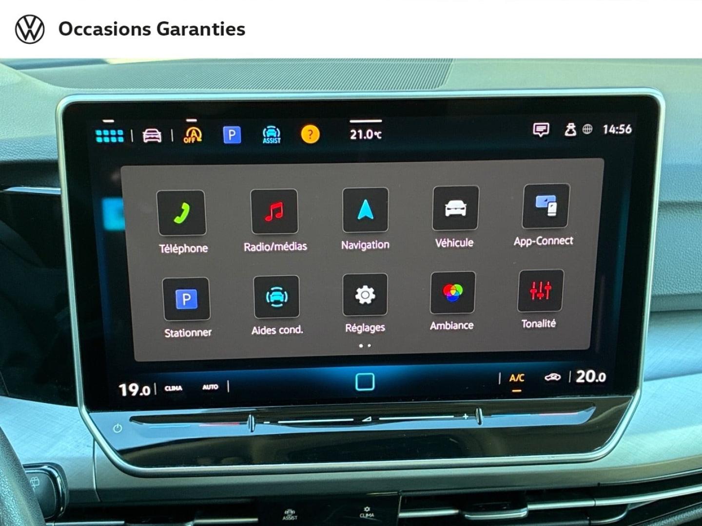 Voitures occasions VOLKSWAGEN GOLF Life Plus Mozac