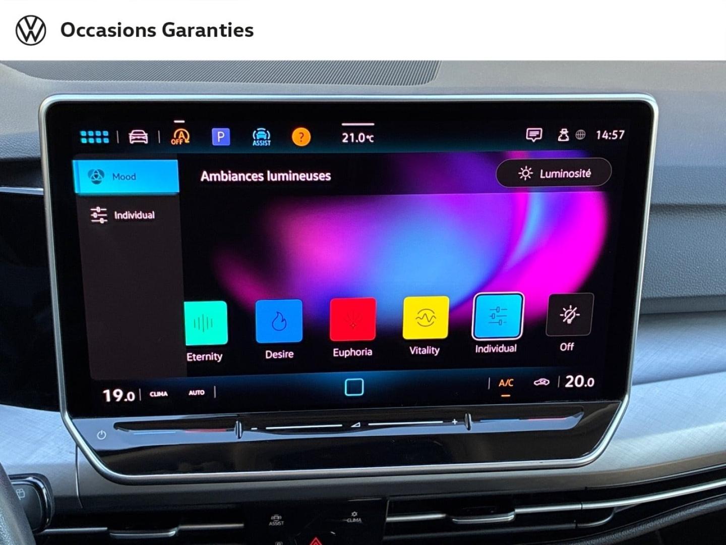 Voitures occasions VOLKSWAGEN GOLF Life Plus Mozac
