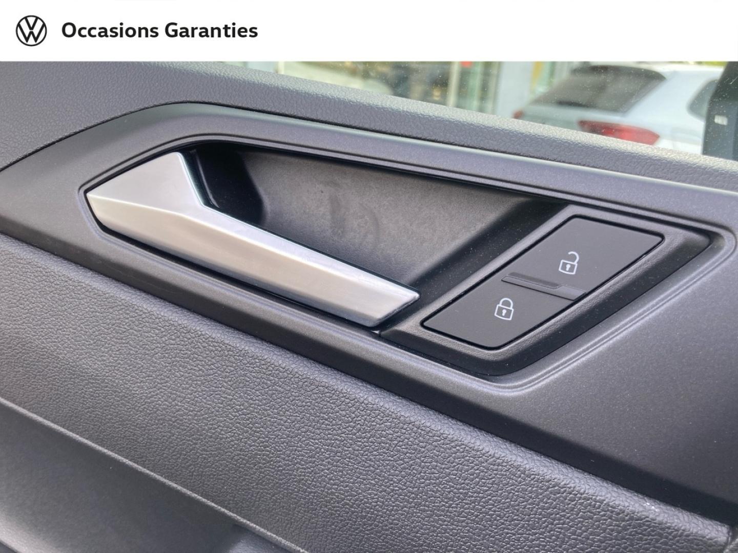 Voitures occasions VOLKSWAGEN POLO Base Mozac