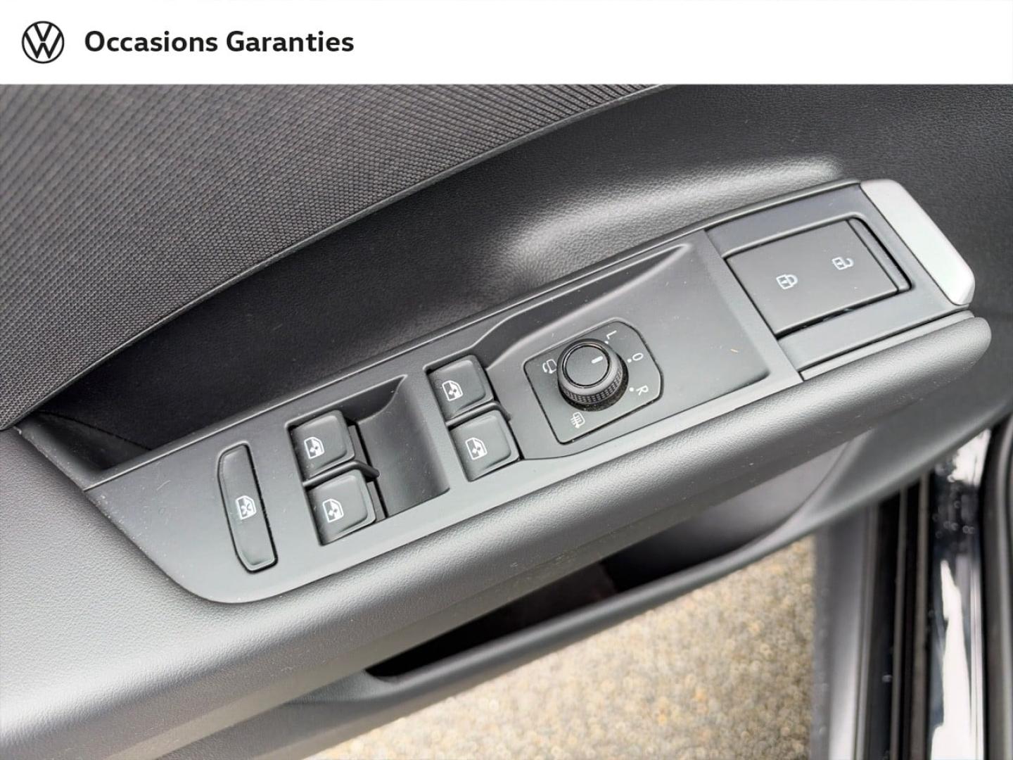Voitures occasions VOLKSWAGEN T-ROC Life Mozac