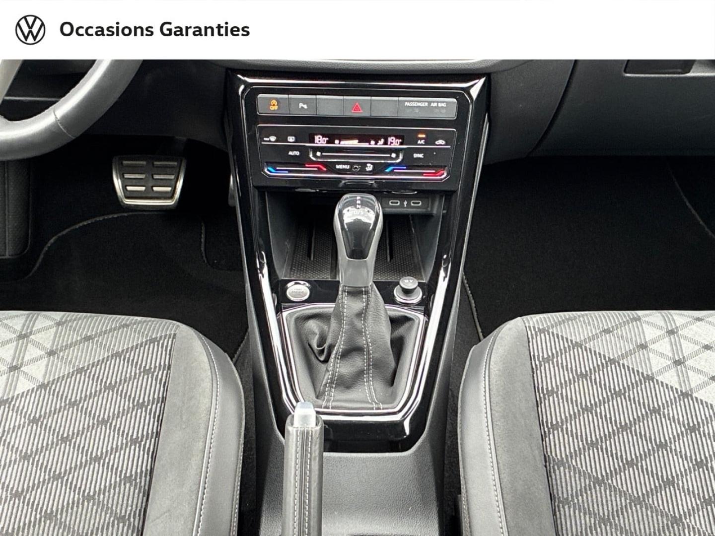 Voitures occasions VOLKSWAGEN T-CROSS R-Line Mozac