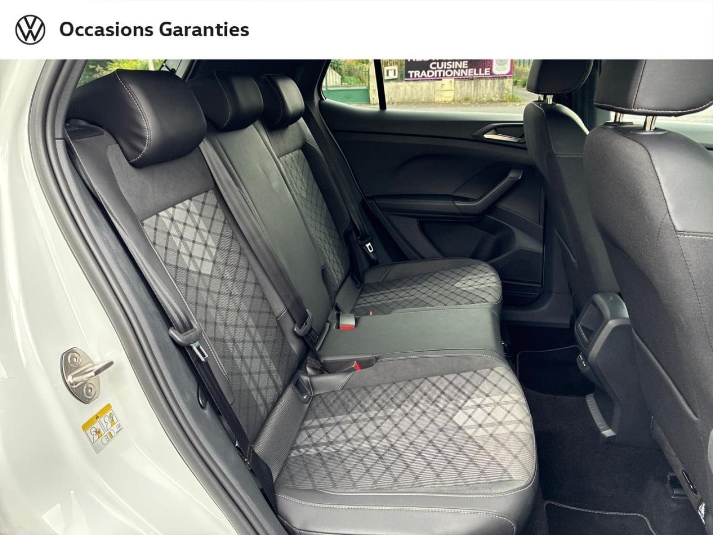 Voitures occasions VOLKSWAGEN T-CROSS R-Line Mozac