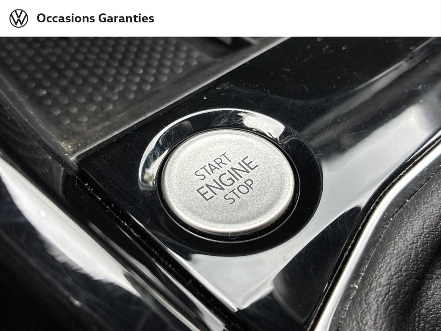 Voitures occasions VOLKSWAGEN T-CROSS R-Line Mozac