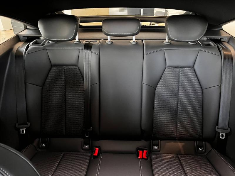 Voitures occasions Audi Q4 Sportback e-tron Base Clermont-Ferrand