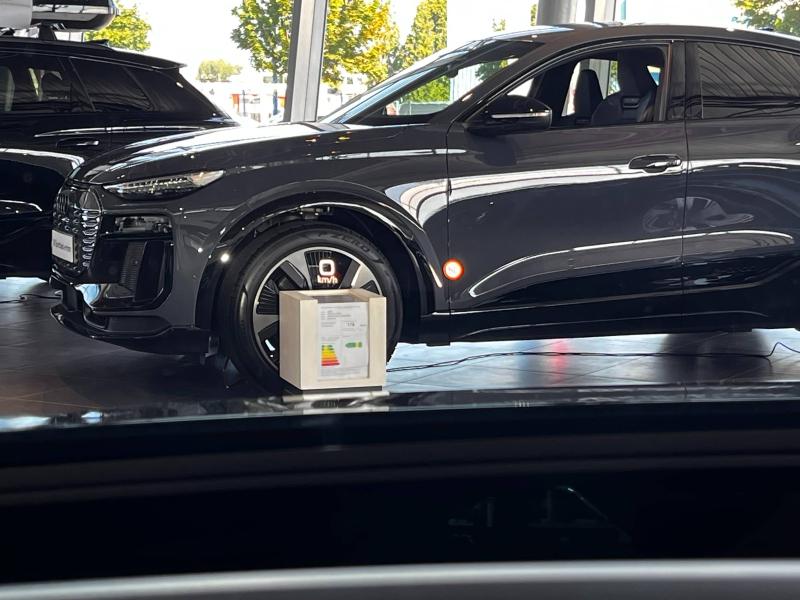 Voitures occasions Audi Q4 Sportback e-tron Base Clermont-Ferrand