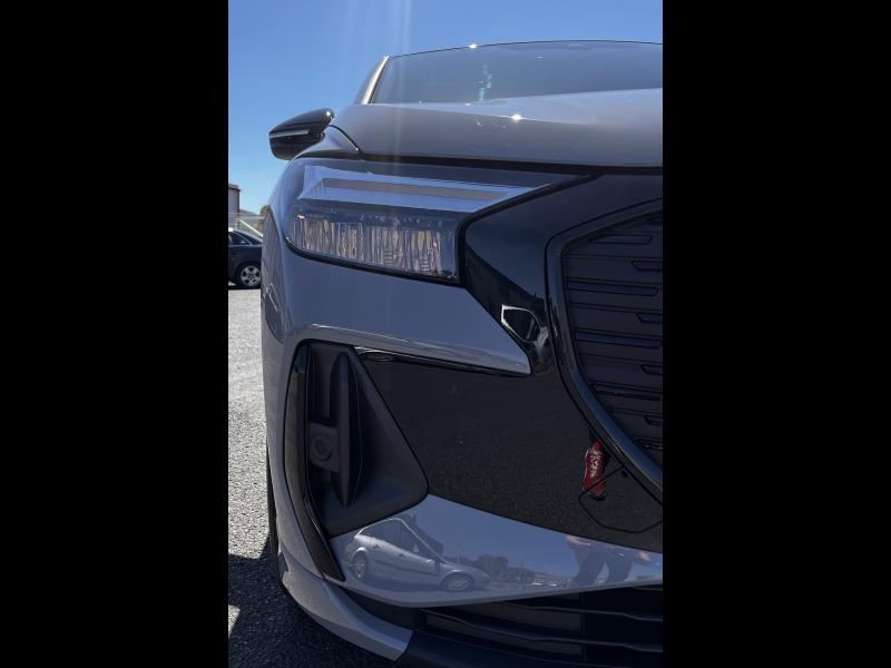 Voitures occasions Audi Q4 Sportback e-tron Base Clermont-Ferrand