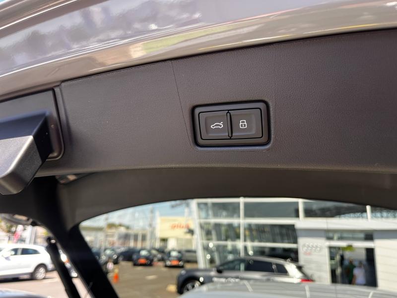 Voitures occasions Audi Q4 Sportback e-tron Base Clermont-Ferrand