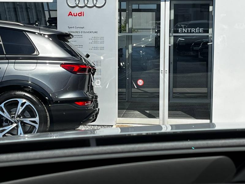 Voitures occasions Audi Q4 Sportback e-tron Base Clermont-Ferrand