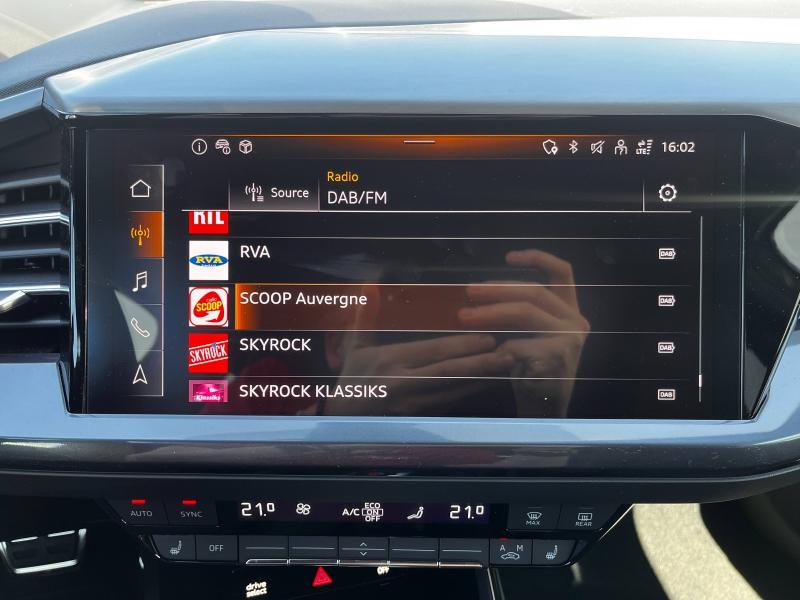 Voitures occasions Audi Q4 Sportback e-tron Base Clermont-Ferrand