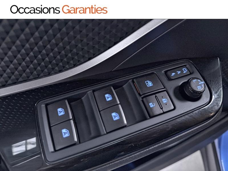 Voitures occasions TOYOTA C-HR Collection Clermont-Ferrand