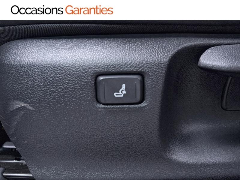 Voitures occasions TOYOTA C-HR Collection Clermont-Ferrand