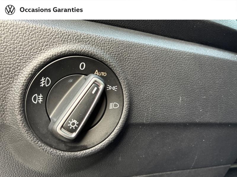 Voitures occasions VOLKSWAGEN T-ROC Lounge Clermont-Ferrand