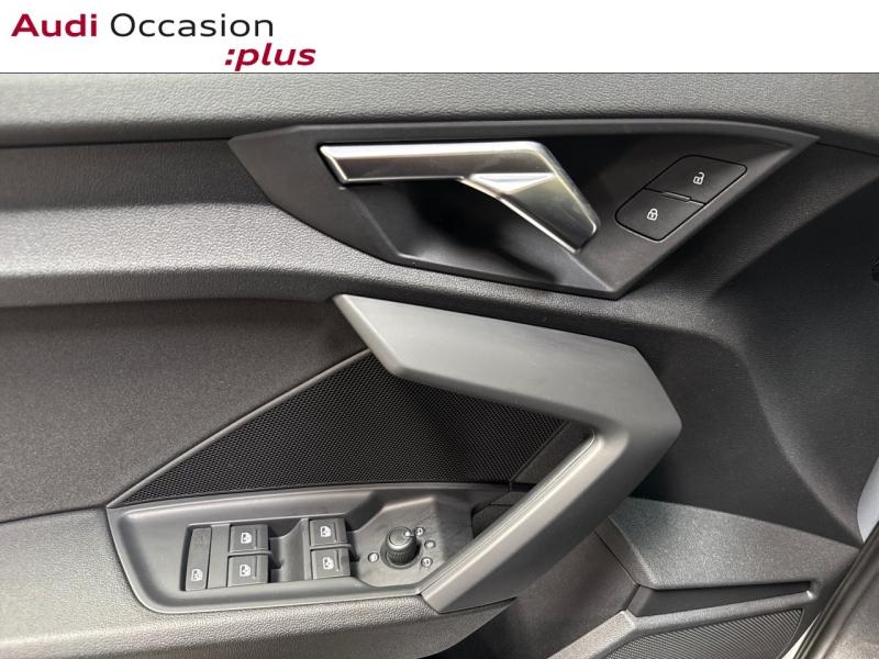 Voitures occasions Audi A3 Sportback Base Clermont-Ferrand