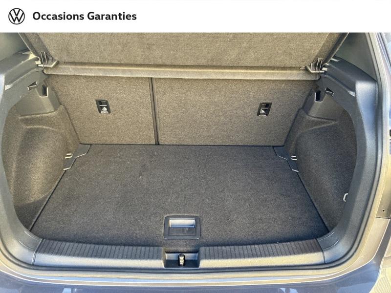 Voitures occasions VOLKSWAGEN T-CROSS R-Line Clermont-Ferrand