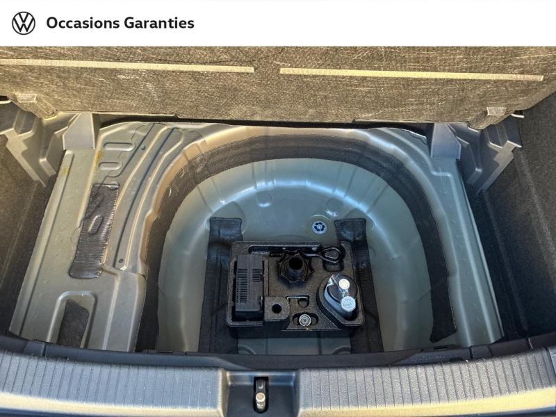 Voitures occasions VOLKSWAGEN T-CROSS R-Line Clermont-Ferrand