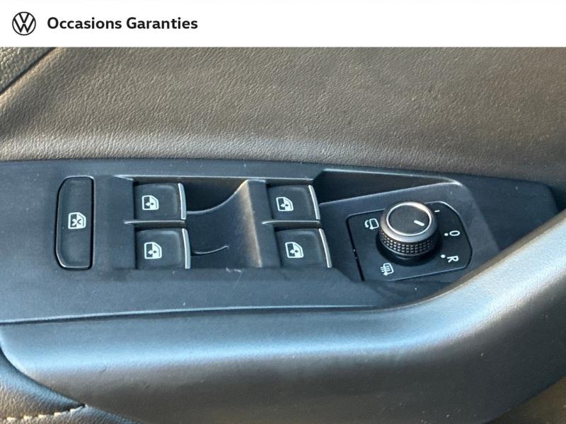 Voitures occasions VOLKSWAGEN T-CROSS R-Line Clermont-Ferrand