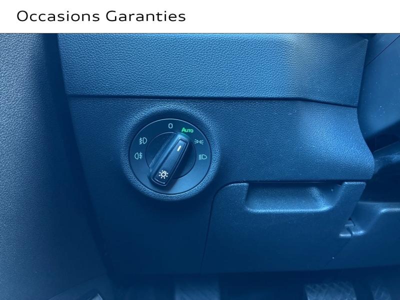 Voitures occasions ŠKODA KAROQ Business Clermont-Ferrand