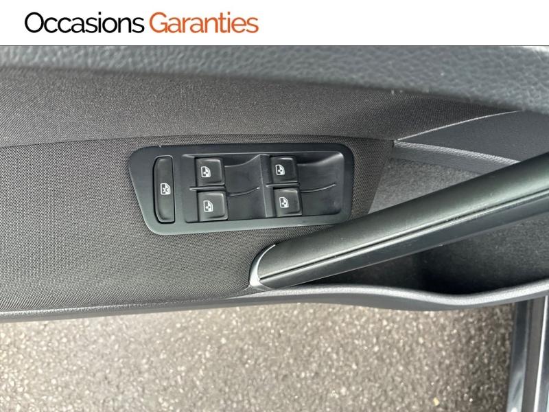 Voitures occasions VOLKSWAGEN GOLF Carat Clermont-Ferrand