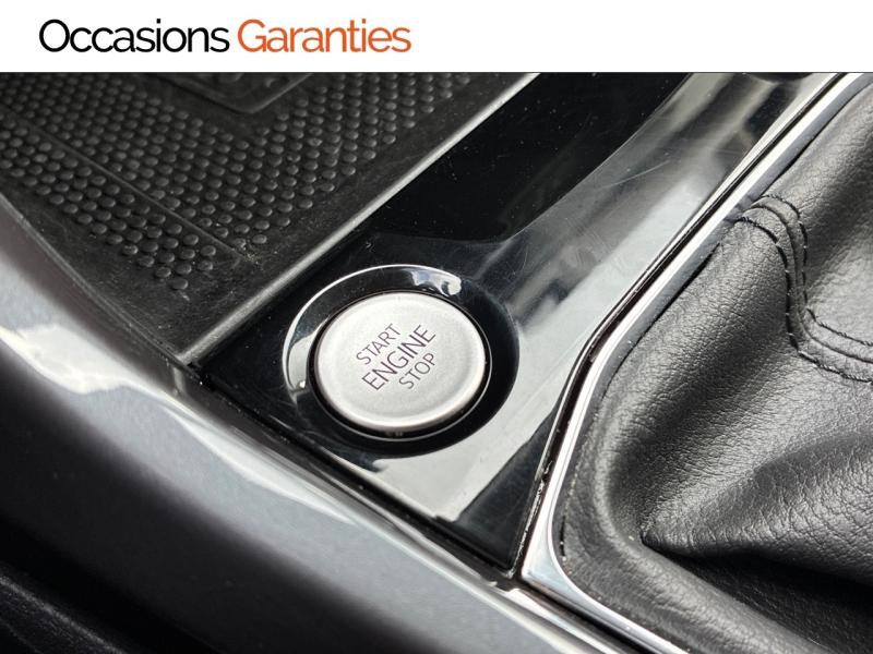 Voitures occasions VOLKSWAGEN T-CROSS Style Clermont-Ferrand