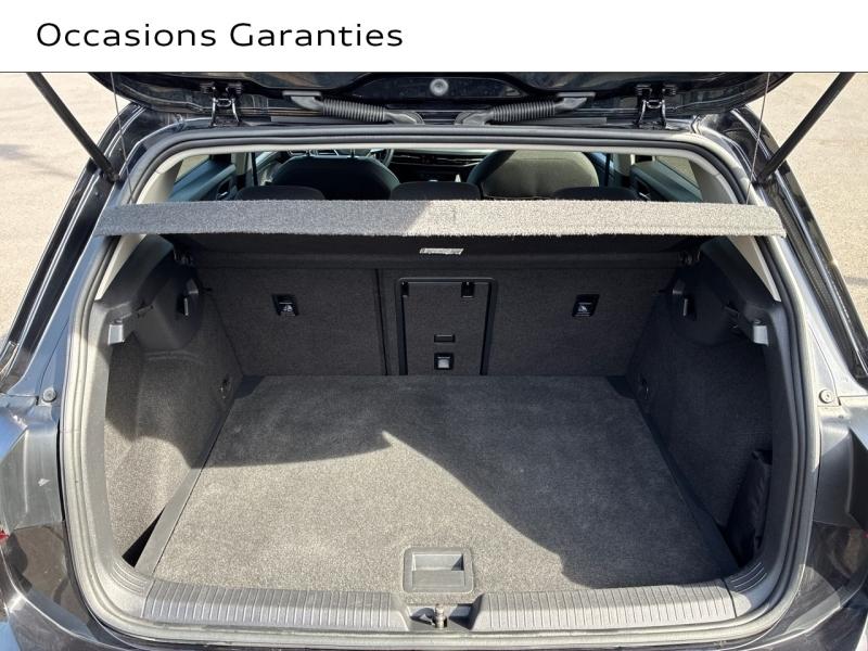 Voitures occasions VOLKSWAGEN GOLF Life Clermont-Ferrand