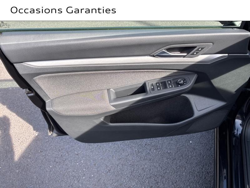 Voitures occasions VOLKSWAGEN GOLF Life Clermont-Ferrand