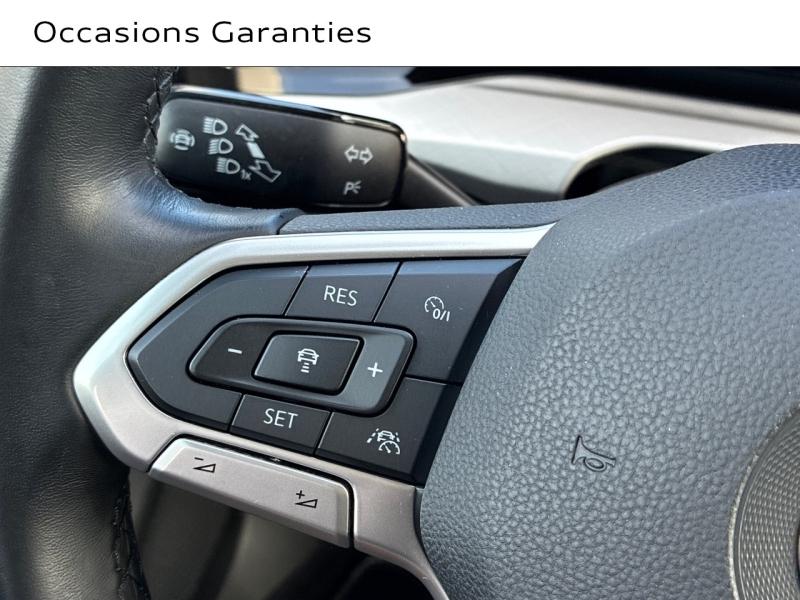 Voitures occasions VOLKSWAGEN GOLF Life Clermont-Ferrand